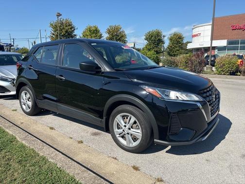 2023 Nissan Kicks S