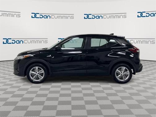 2023 Nissan Kicks S