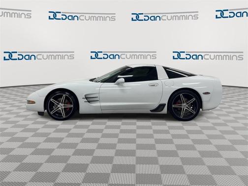 2004 Chevrolet Corvette Base