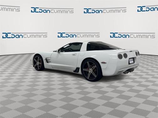 2004 Chevrolet Corvette Base