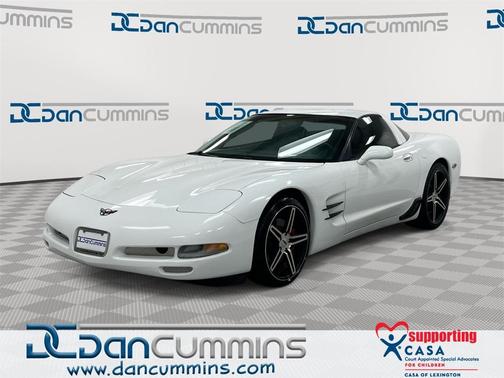 2004 Chevrolet Corvette Base