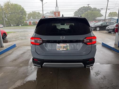 2025 Honda Pilot Touring