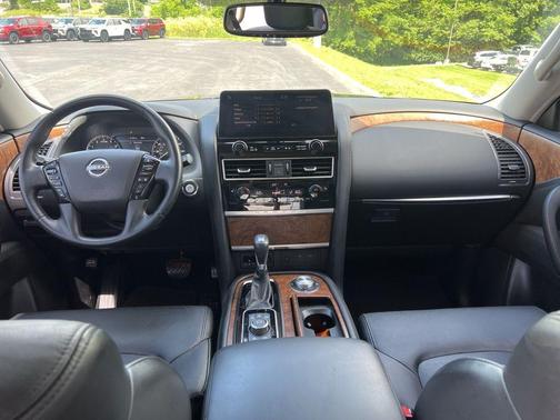 Super Black 2023 Nissan Armada SL