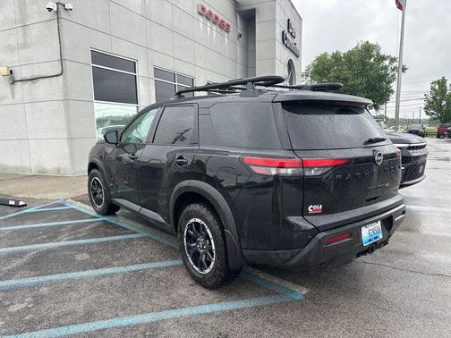 Black 2025 Nissan Pathfinder Rock Creek