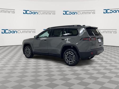 Sting Gray Clearcoat 2026 Jeep Cherokee LAREDO/LIMITED