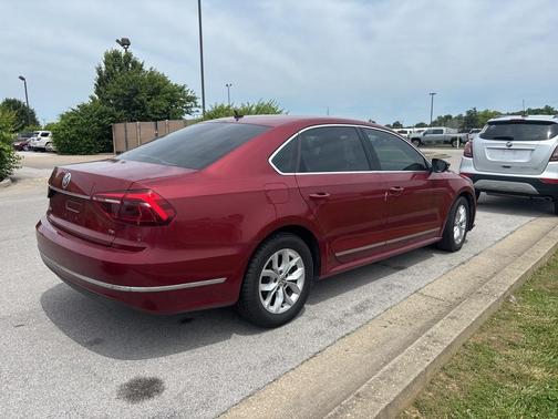 2017 Volkswagen Passat 1.8T S
