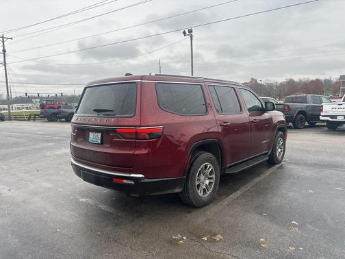 2024 Jeep Wagoneer Base