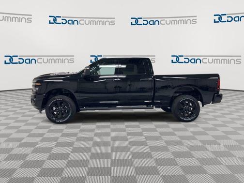 Diamond Black 2026 RAM 2500 Tradesman