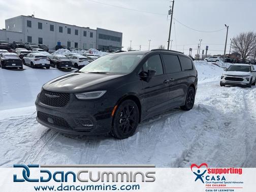 2025 Chrysler Pacifica Limited