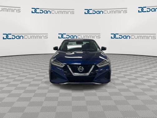 Deep Blue Pearl 2020 Nissan Maxima 3.5 SV