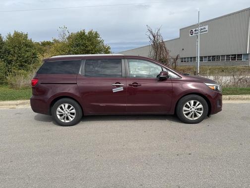2015 Kia Sedona LX