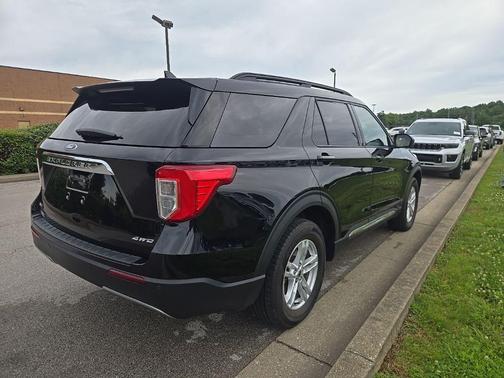 Black Metallic 2023 Ford Explorer XLT