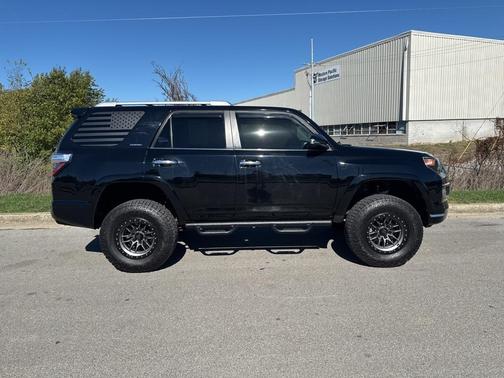 2020 Toyota 4Runner Limited