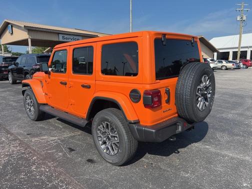 2025 Jeep Wrangler Sahara