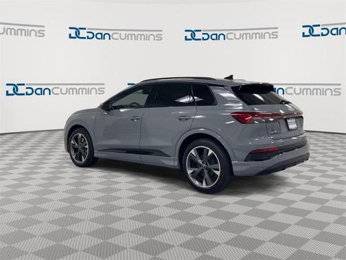 2024 Audi Q4 e-tron 55 quattro Premium