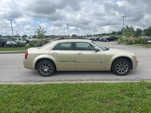 2010 Chrysler 300C