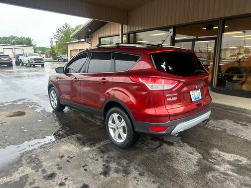 Sunset 2014 Ford Escape SE