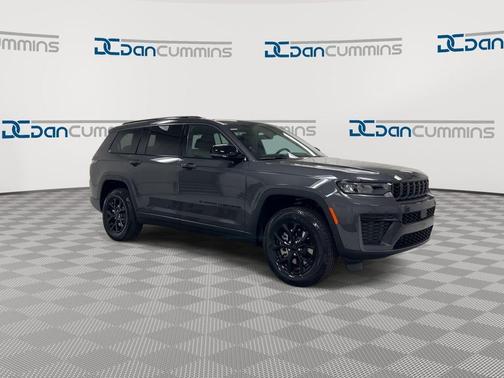 Metallic 2026 Jeep Grand Cherokee L Laredo
