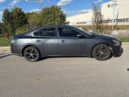 2013 Nissan Maxima SV