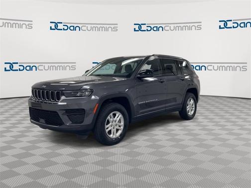 2022 Jeep Grand Cherokee Laredo