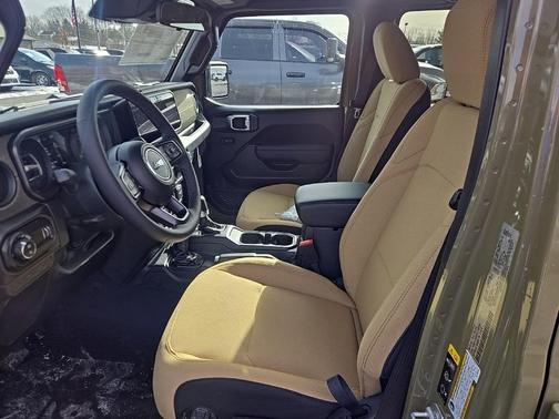 2026 Jeep Gladiator Sport