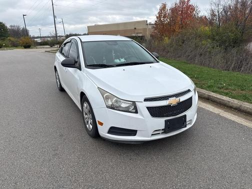 2013 Chevrolet Cruze LS