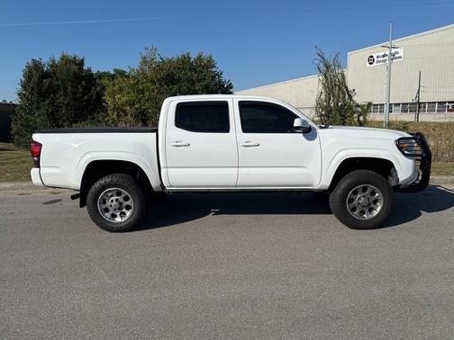 2020 Toyota Tacoma 