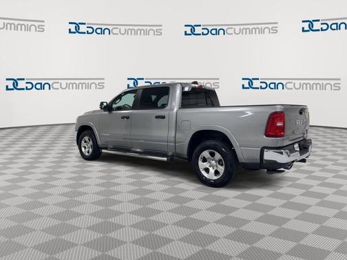 Billet Silver Metallic Clearcoat 2025 RAM 1500 Big Horn/Lone Star
