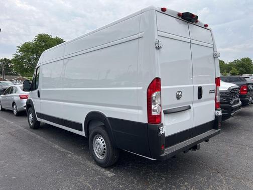 Bright White Clearcoat 2026 RAM ProMaster 3500 High Roof