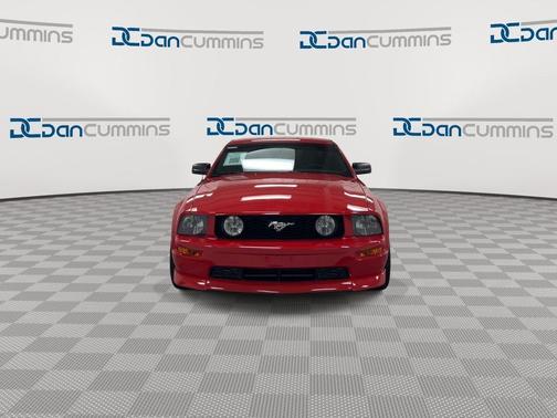 Red 2005 Ford Mustang