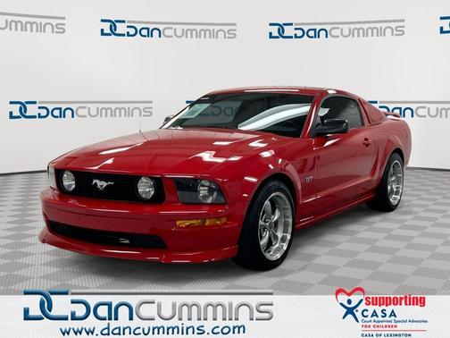 Red 2005 Ford Mustang