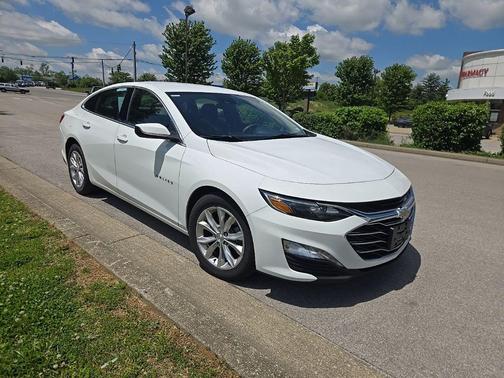 Summit White 2024 Chevrolet Malibu LT
