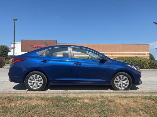 2019 Hyundai Accent SE