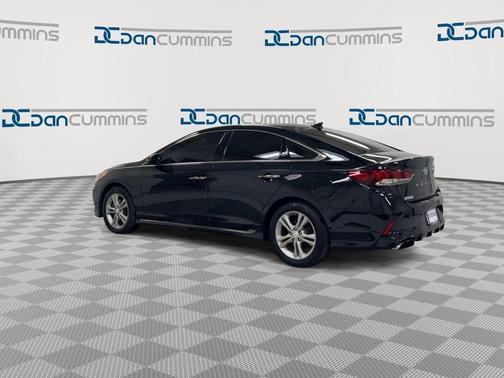 2019 Hyundai SONATA Sport