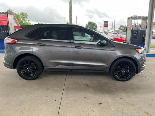 2021 Ford Edge ST Line