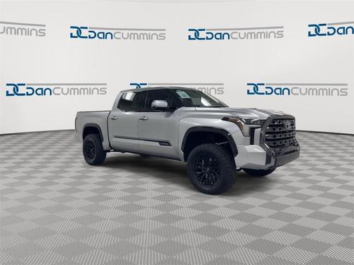 2023 Toyota Tundra Hybrid Platinum