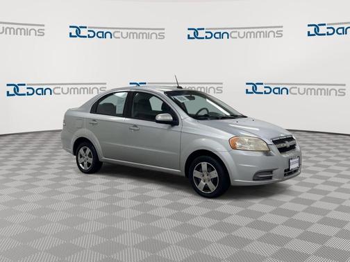 2011 Chevrolet Aveo LT