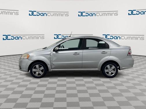 2011 Chevrolet Aveo LT
