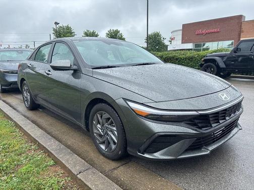 Amazon Gray 2024 Hyundai ELANTRA SEL