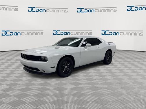 2013 Dodge Challenger SXT