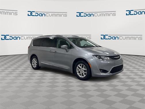 2020 Chrysler Pacifica Touring-L