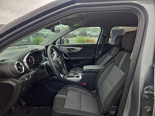 Sterling Gray Metallic 2025 Chevrolet Blazer LT