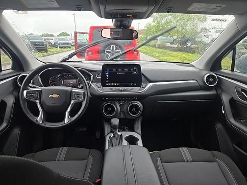 Sterling Gray Metallic 2025 Chevrolet Blazer LT