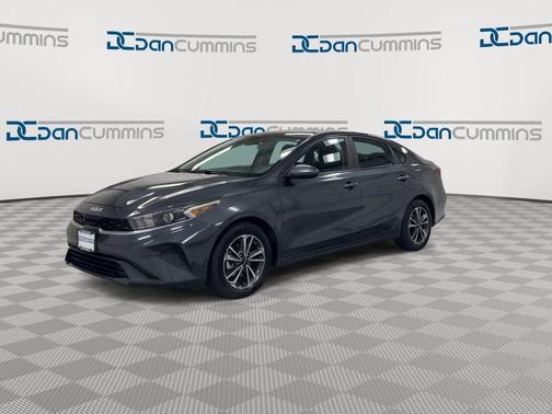 Gravity Gray 2024 Kia Forte LXS