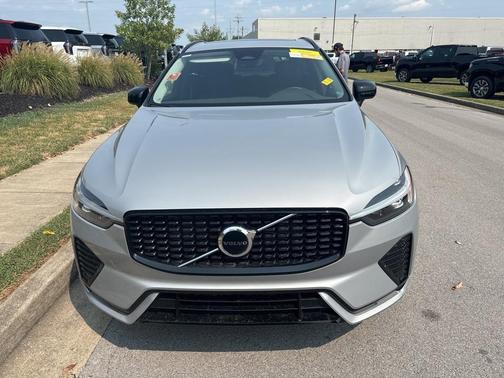 2024 Volvo XC60 B5 Core