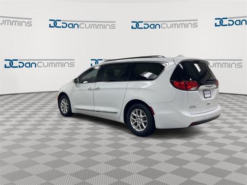 2020 Chrysler Pacifica Touring-L