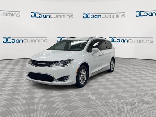 2020 Chrysler Pacifica Touring-L