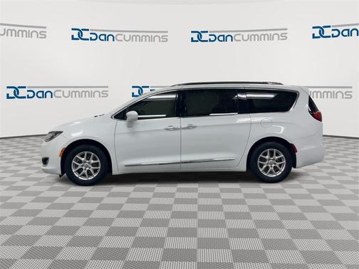 2020 Chrysler Pacifica Touring-L