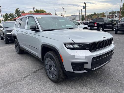 2025 Jeep Grand Cherokee L Laredo