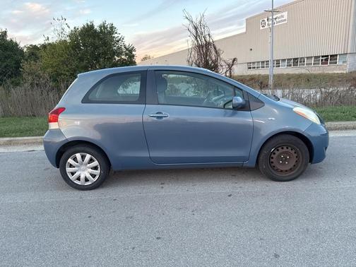 2011 Toyota Yaris Base